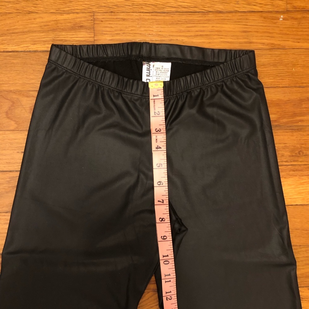 Faux Leather Leggings - Picture 8 of 10